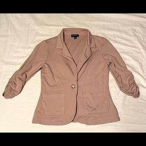 Originality blazer with ¾ length sleeves. XS. Mauve color. Stretchy material.